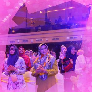 Background Womens Heart Journey