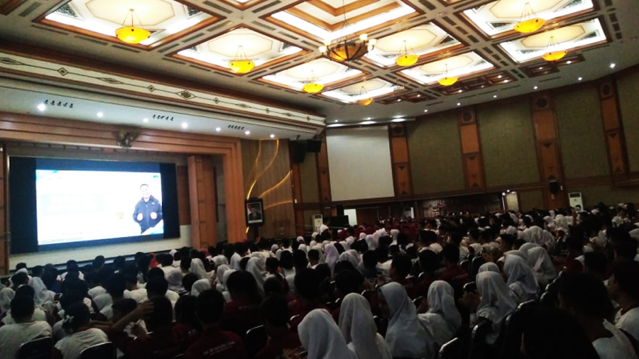 600-Remaja-Perwakilan-Sekolah-dan-Panti-Asuhan-di-Jakarta-dalam-Seminar-ESQ-Sehari-Bersama-Anak-Batch-3-Kementerian-Sosial